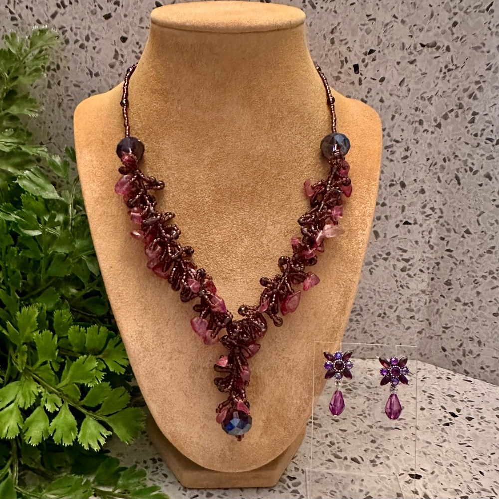 Purple bead necklace set